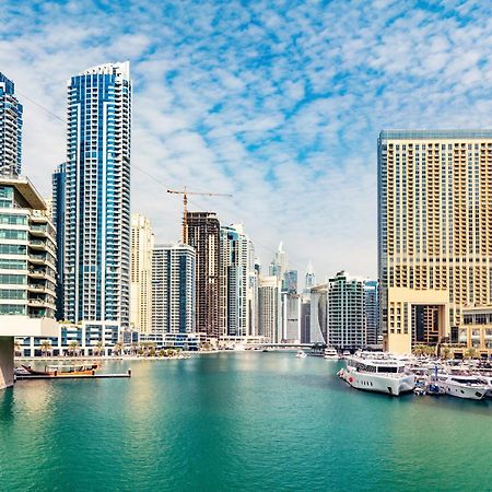 Step Into Serenity - Discover Modern Living In 1Br Apartment With Panoramic Views In Dubai Marina Near Jbr Walk, Beach And Bla Bla Club Luaran gambar